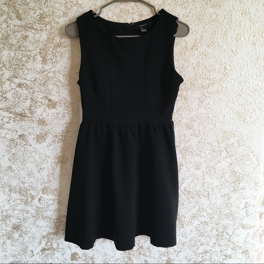 Black forever 21 dress
